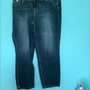 1 pair of boyfriend jeans, 2 pair of cropped jeans (just above the ankle)